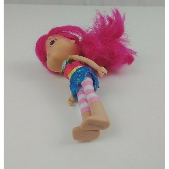 2014 Strawberry Shortcake Raspberry Torte 5.5" Doll  With Dress - Picture 6 of 6